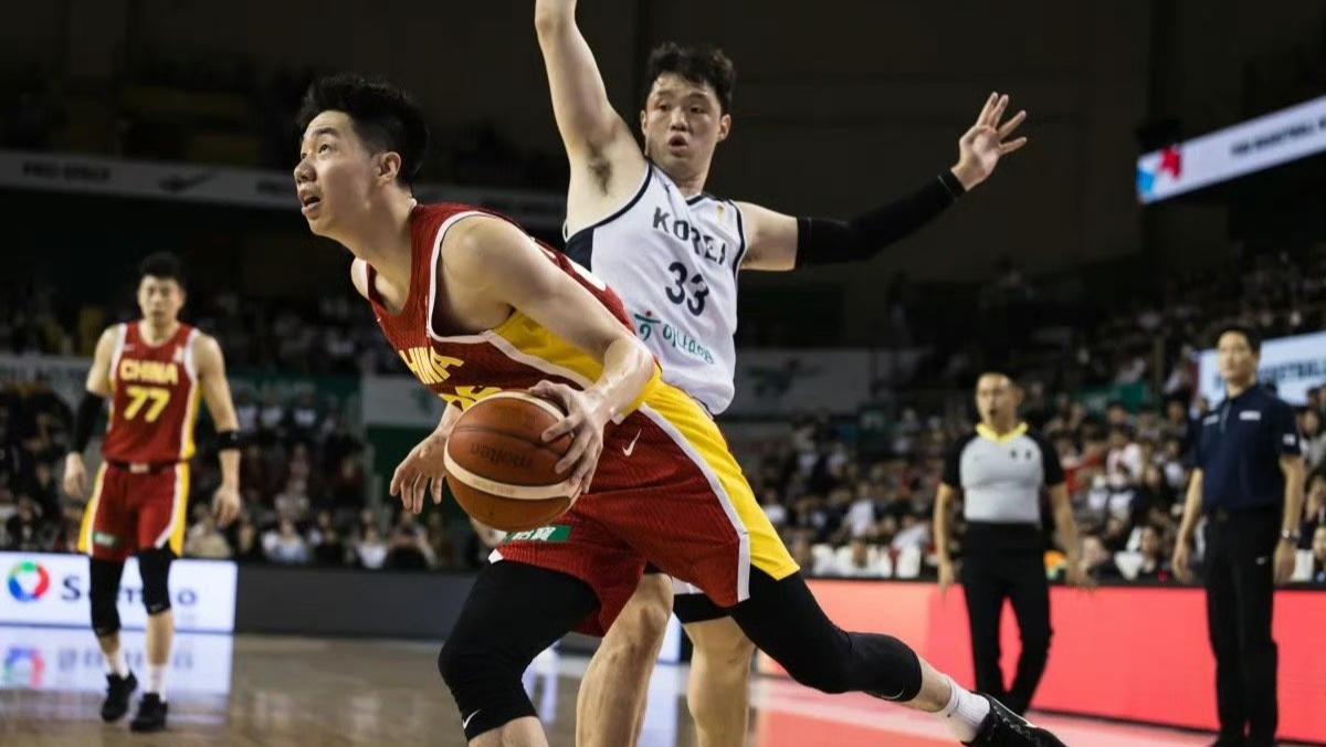 虎牙直播-锋线四剑客出鞘！中国男篮世预赛逆转双杀，剑指世界杯！