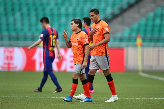 CCTV5在线直播-【中超】金特罗任意球中柱AK连失良机 深足0比0青岛